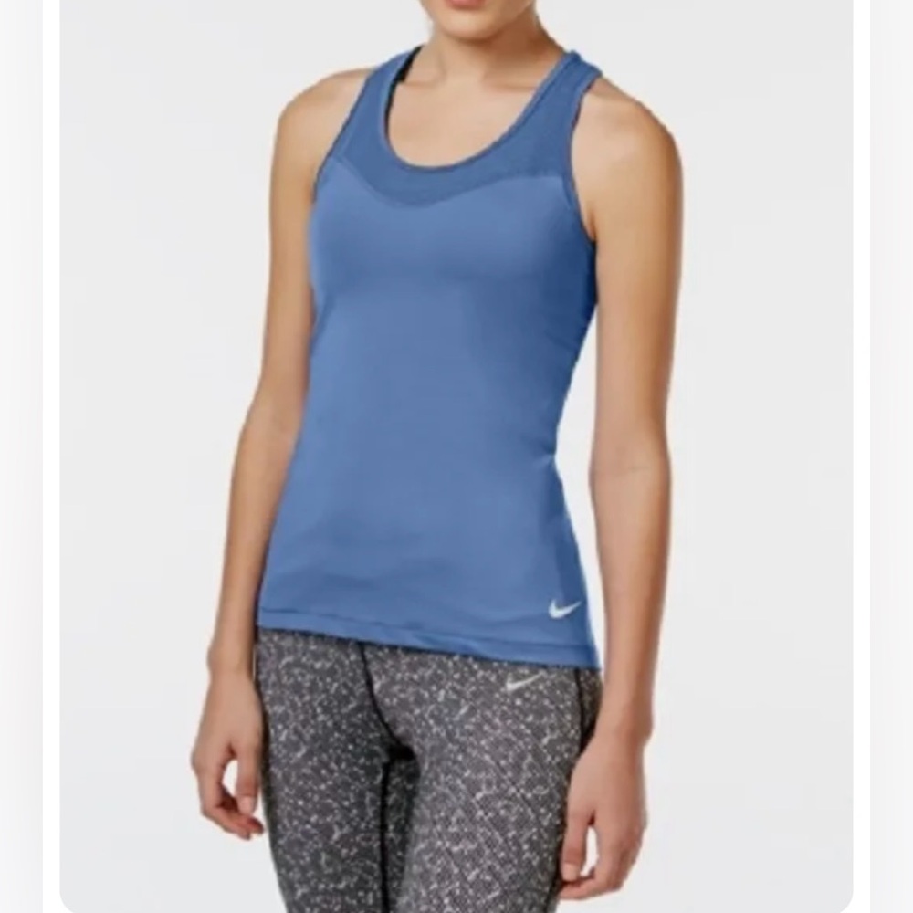 Nike Pro Hypercool‎ Racerback Tank Top Chalk Blue Size Small